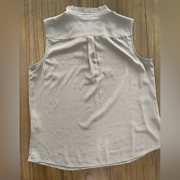 Calvin Klein Gray Mandarin Collar Sleeveless Top - Picture 2 of 5